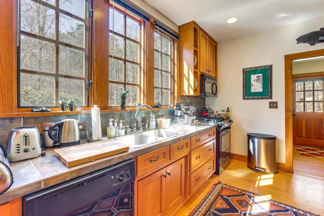 Photo of Kitchen in Argo