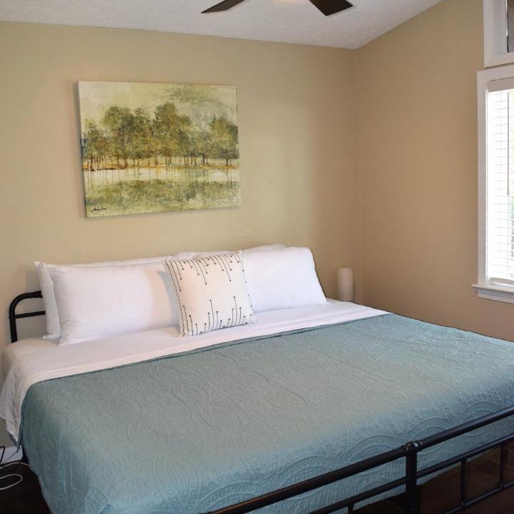 Photo of Bedroom in Guntersville