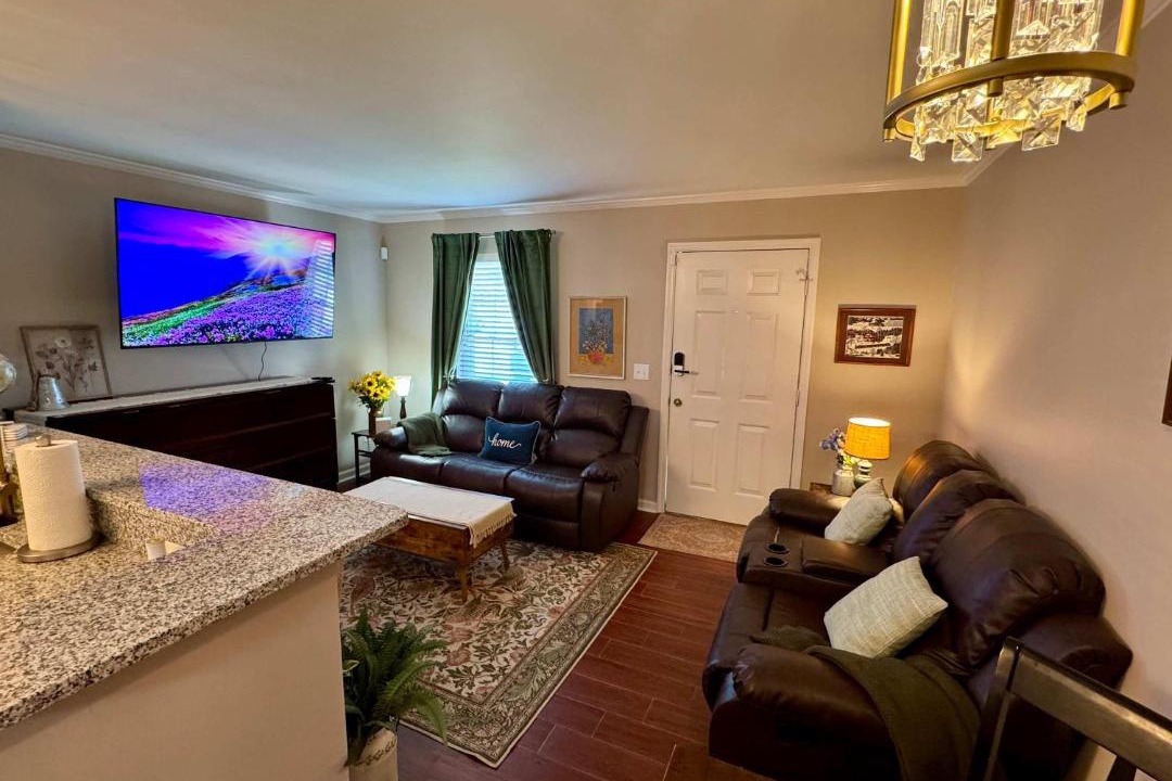 Photo of Livingroom in Auburn