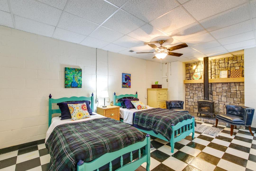 Photo of Bedroom in Killen