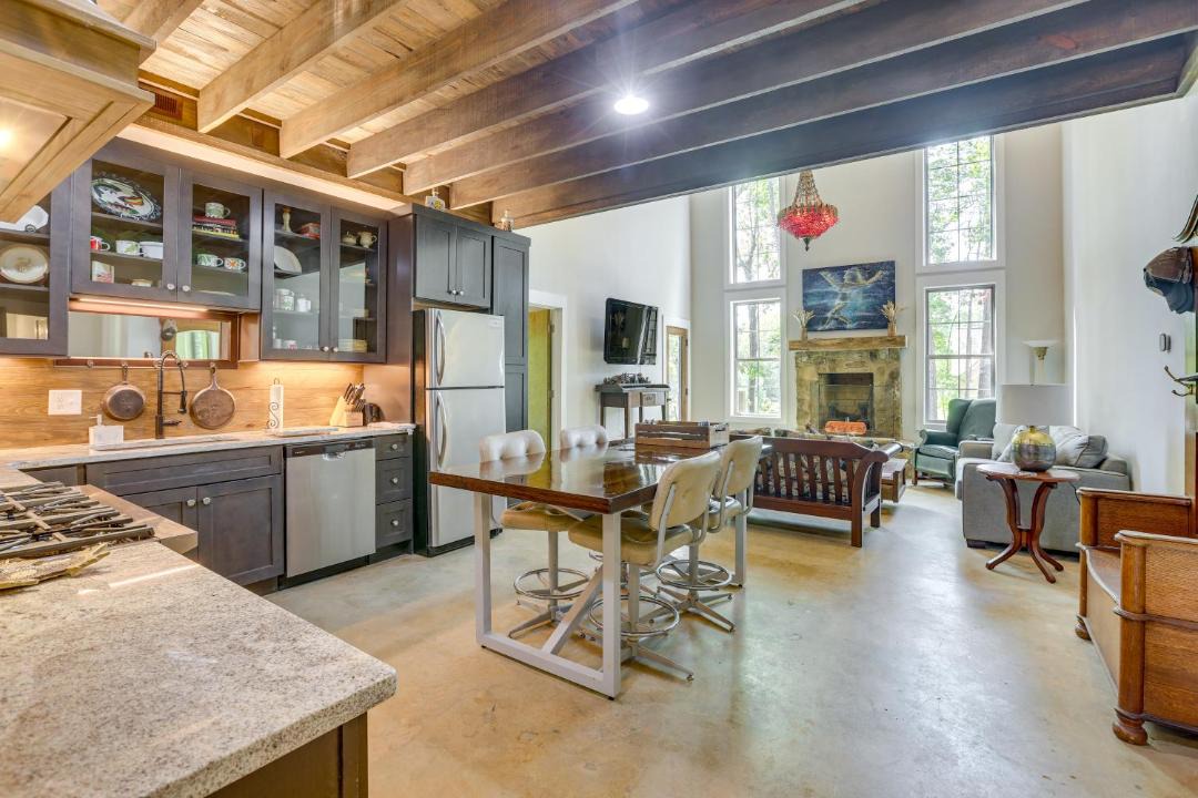Photo of Kitchen in Little Kowaliga