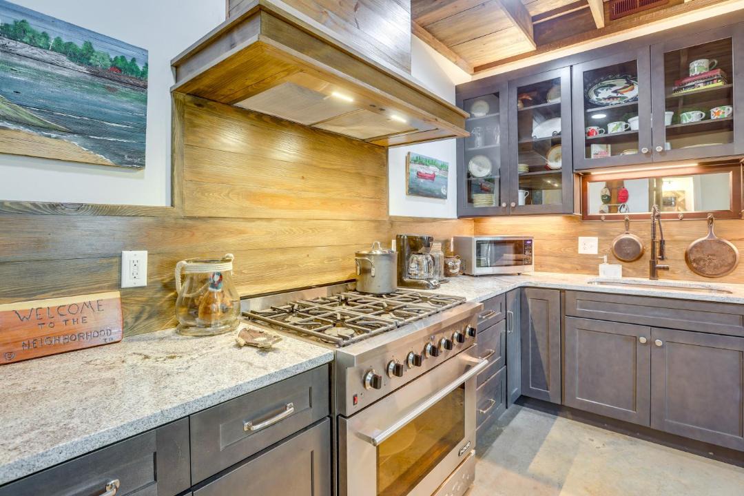 Photo of Kitchen in Little Kowaliga