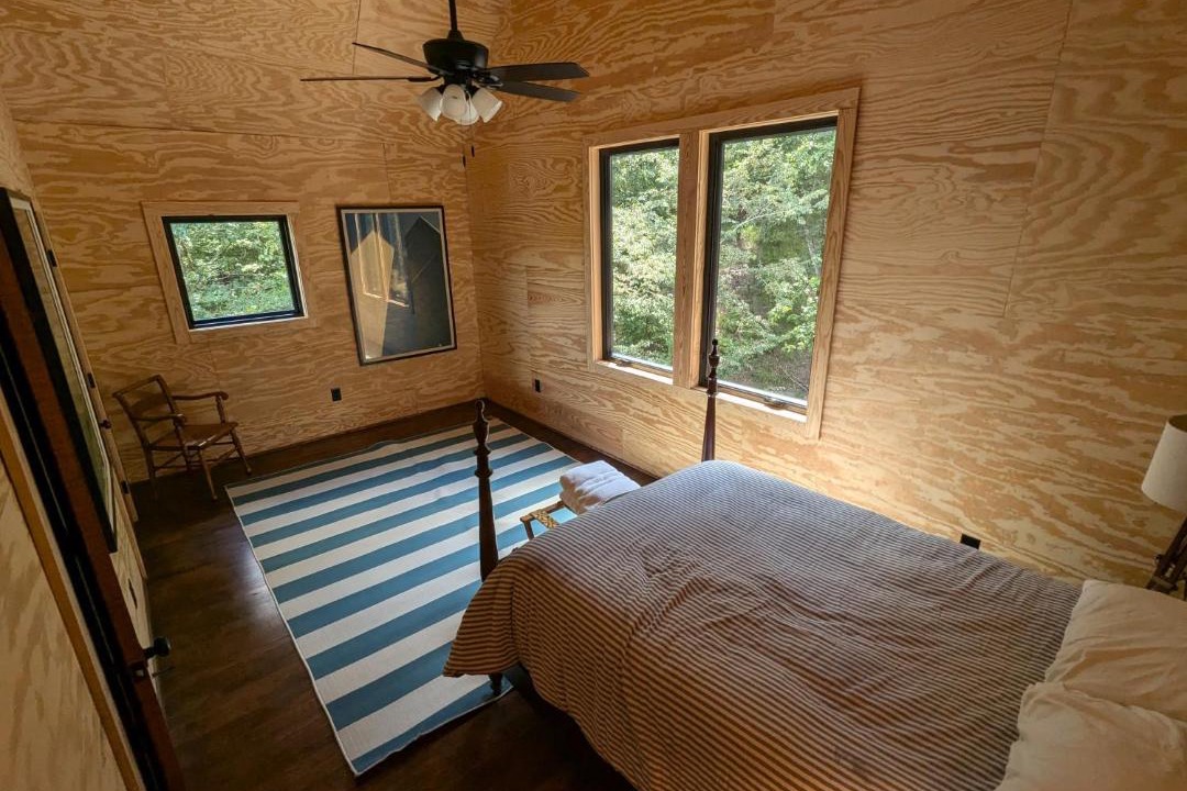 Photo of Bedroom in Samantha