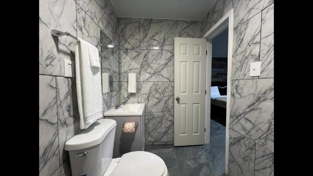 Photo of Bathroom in Mobile