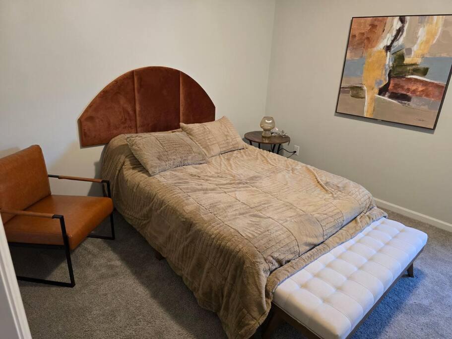 Photo of Bedroom in Normal