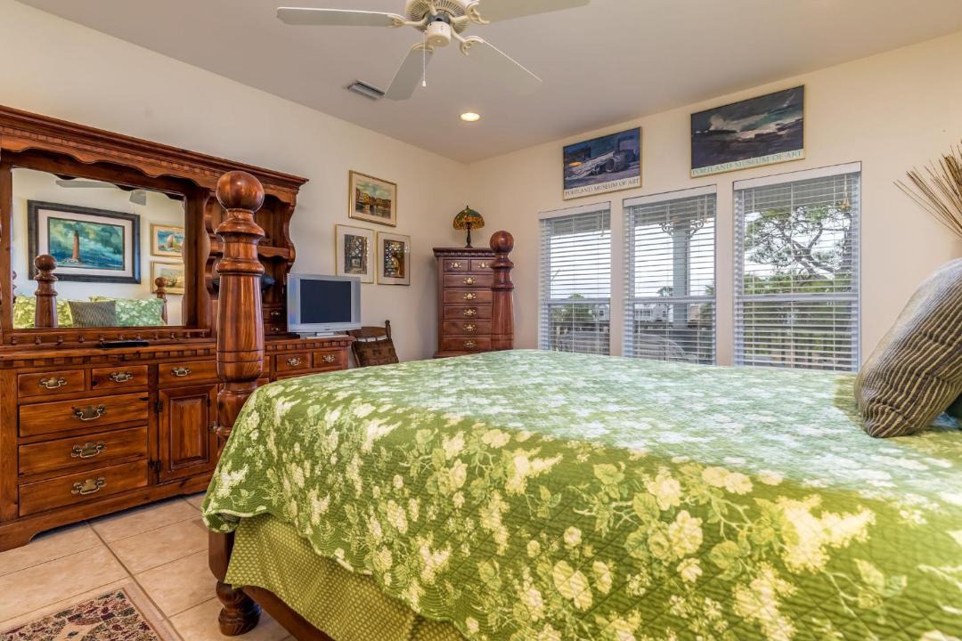 Photo of Bedroom in Audubon Place