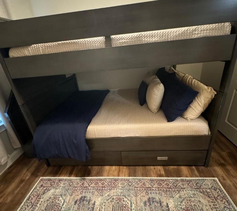 Photo of Bedroom in Alexander City