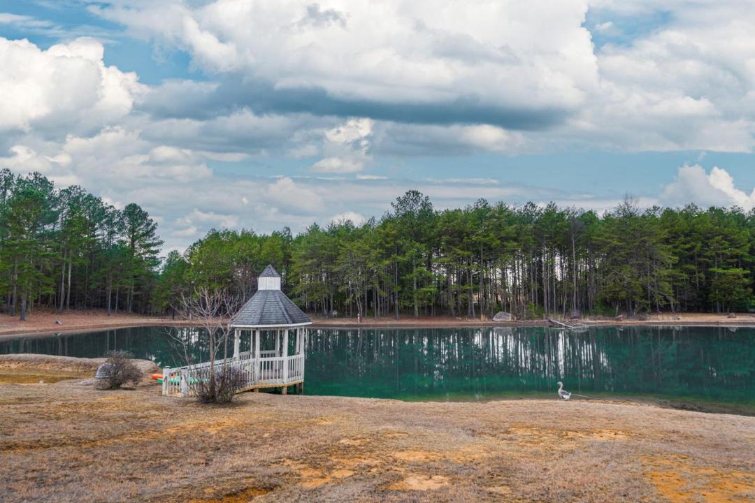 Photo of Others in Bryant