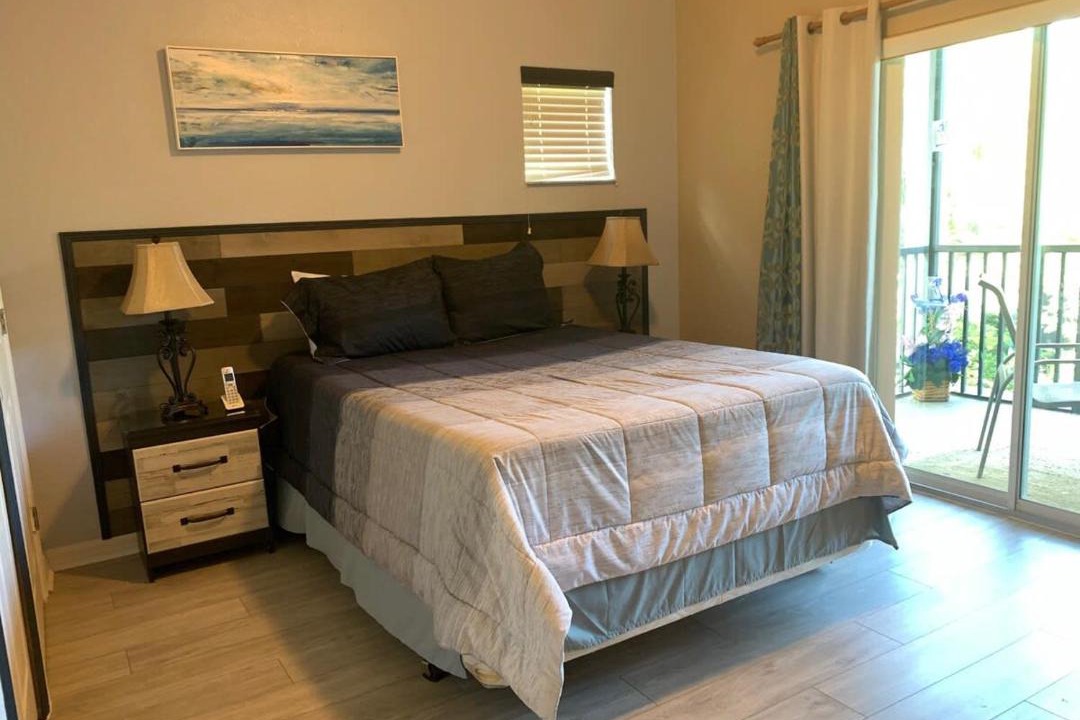 Photo of Bedroom in Bahama Bay