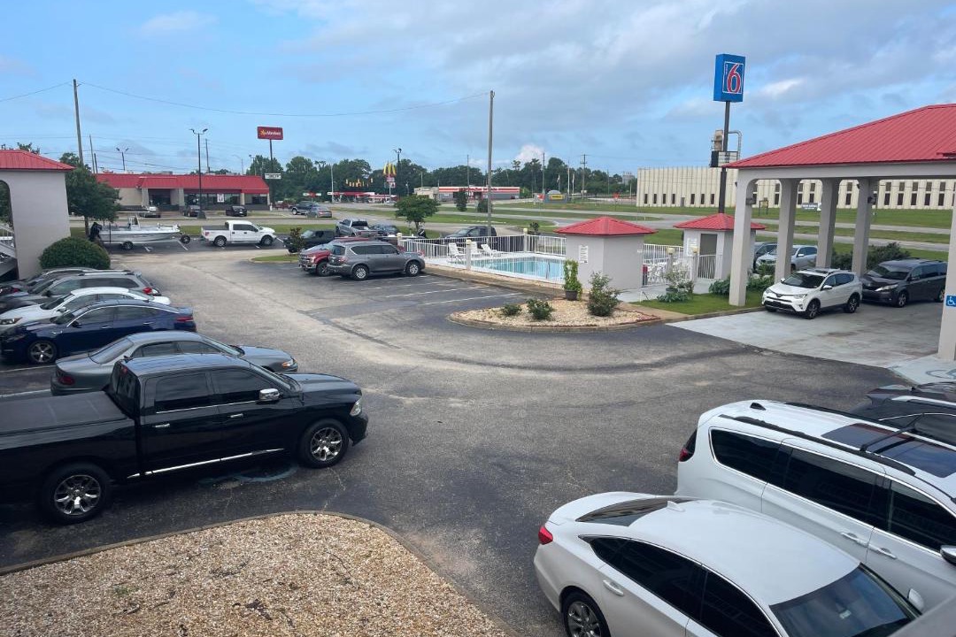 Photo of Others in Abbeville