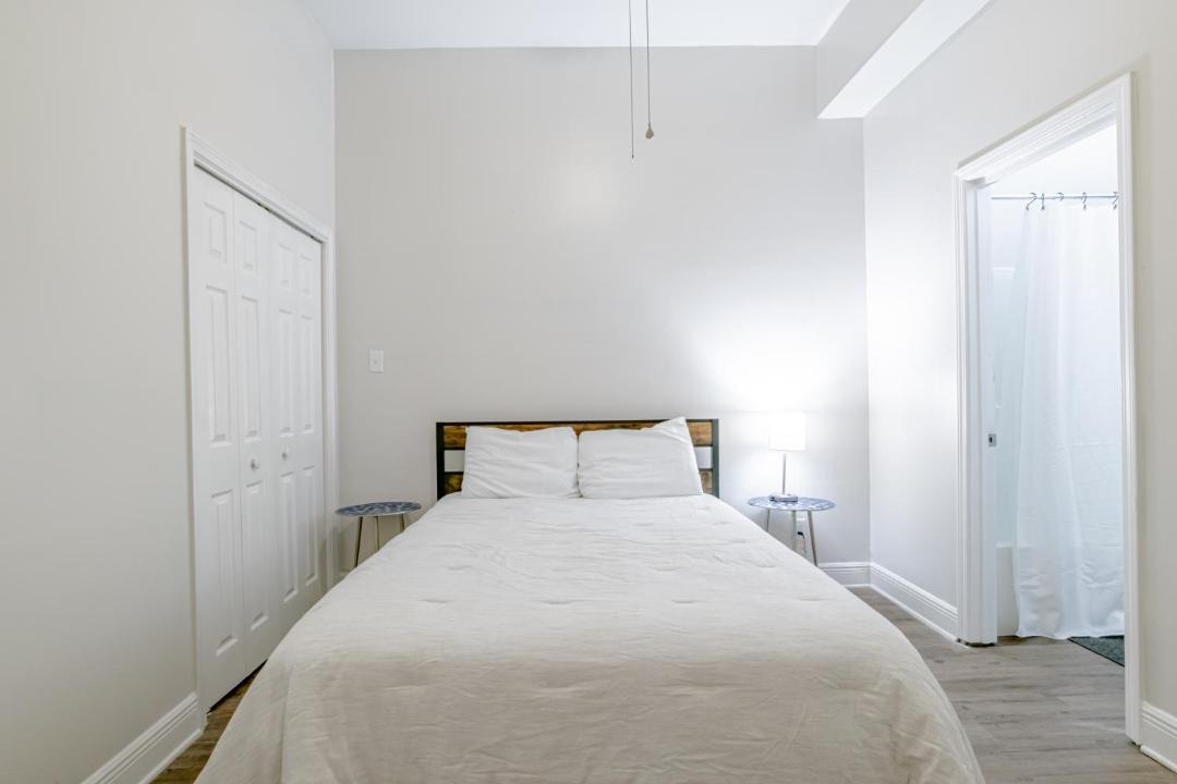 Photo of Bedroom in Central Business District