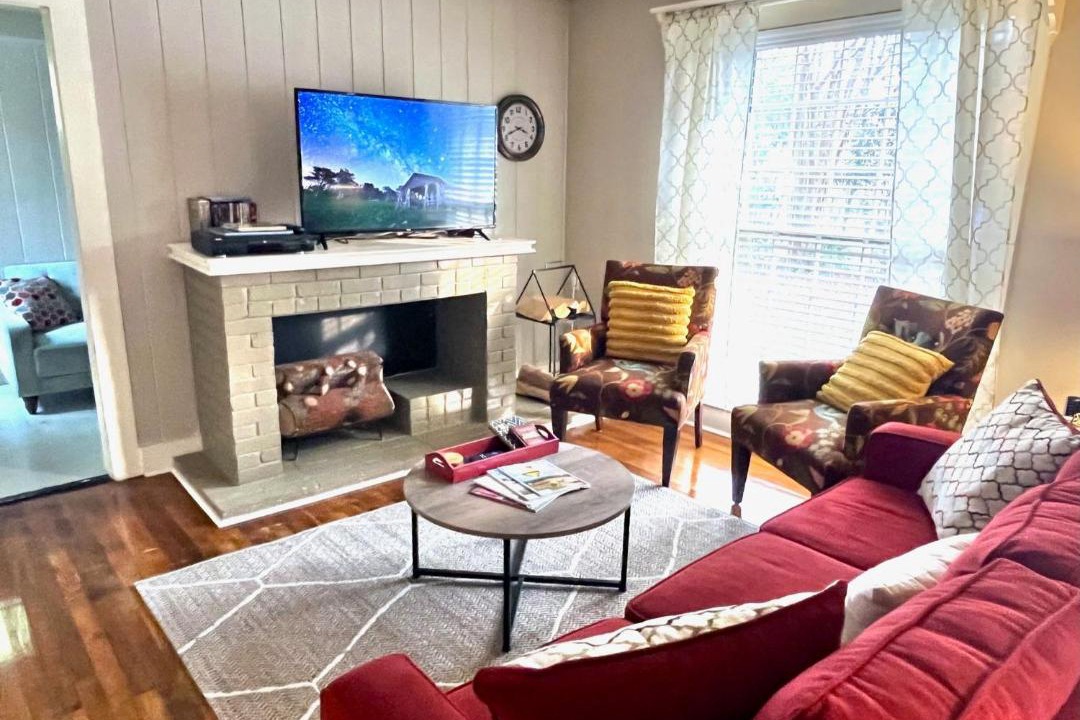 Photo of Livingroom in Hattiesburg