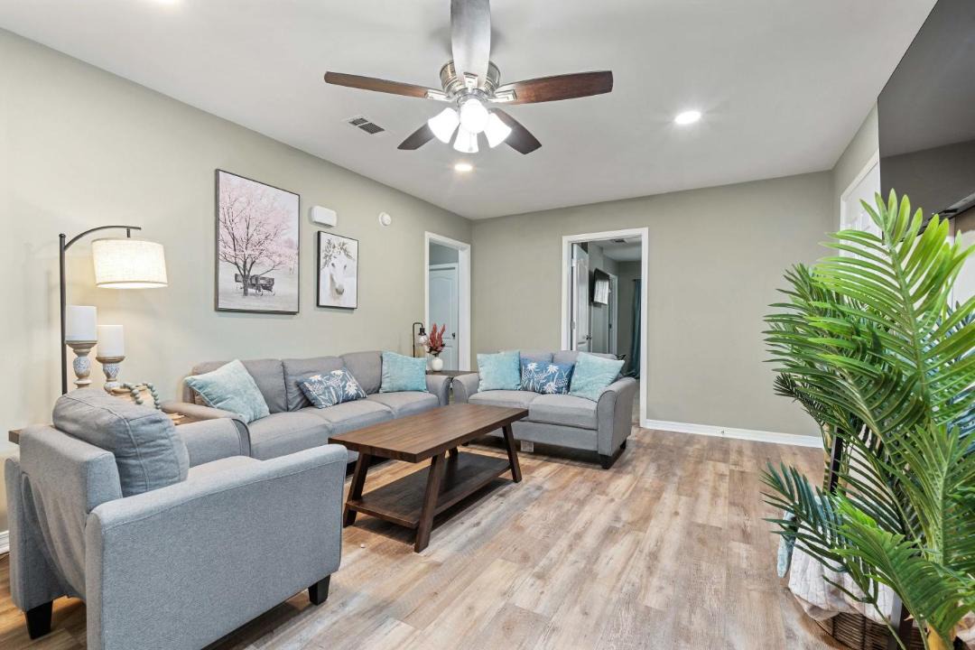 Photo of Livingroom in Mobile