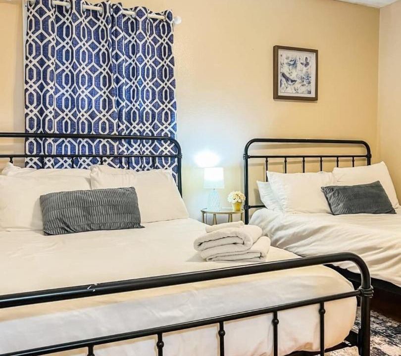 Photo of Bedroom in Normal