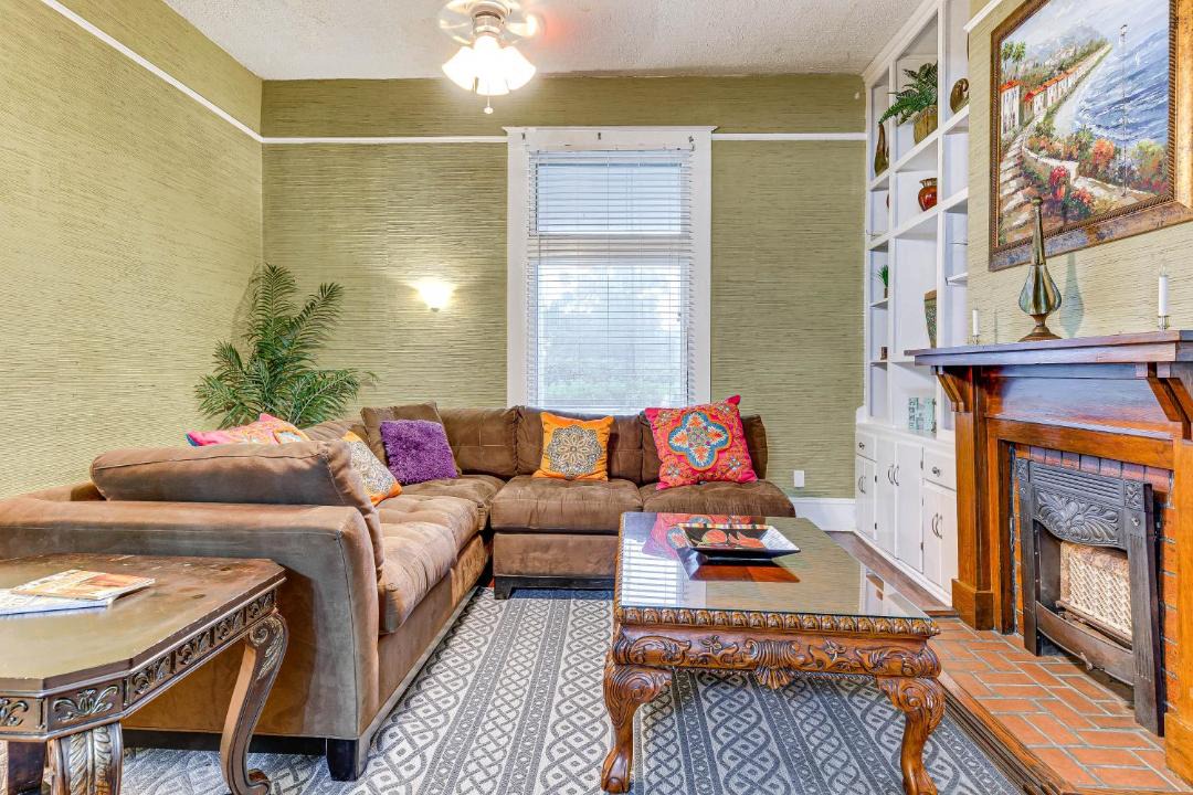 Photo of Livingroom in Mobile