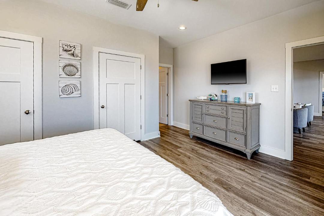 Photo of Bedroom in Dauphin Island