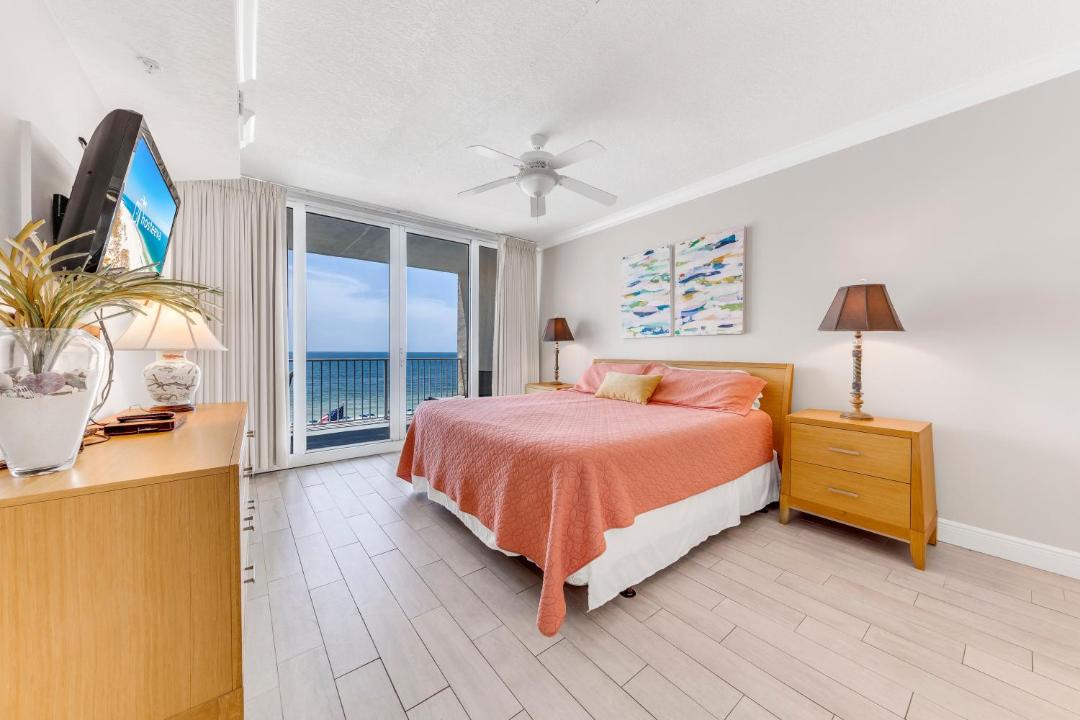 Photo of Bedroom in Gulf Shores