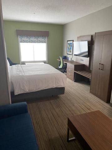 Photo of Bedroom in Enterprise