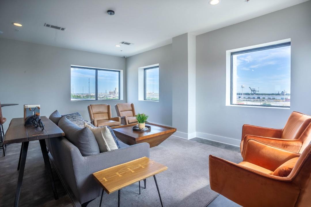 Photo of Livingroom in Central Business District