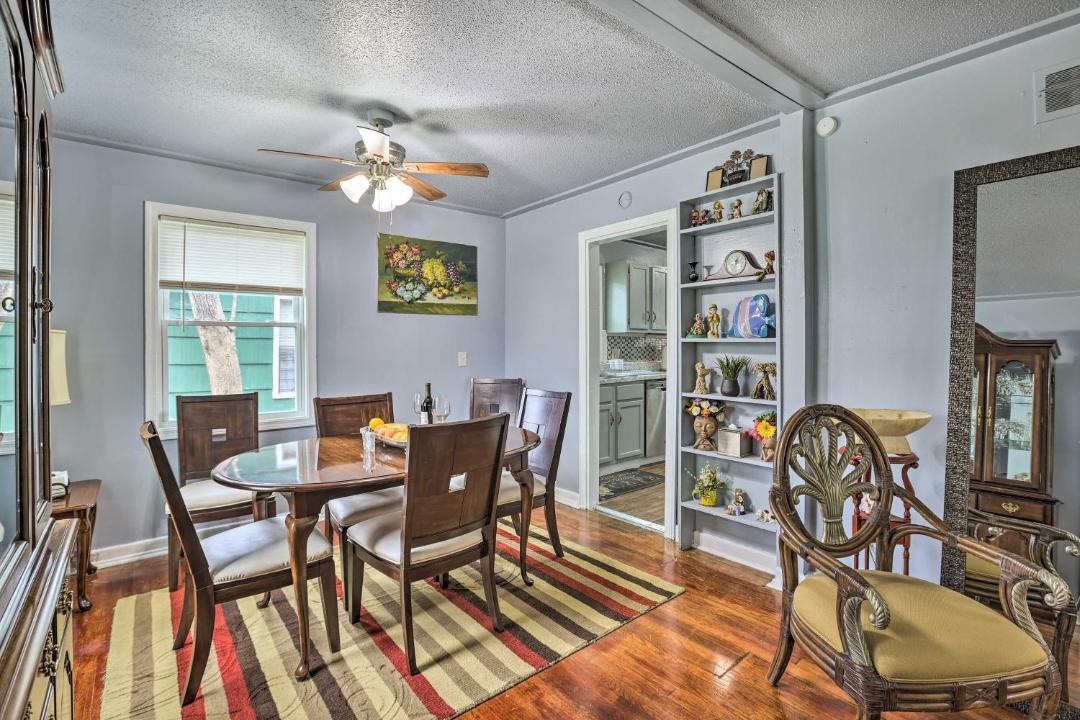 Photo of Livingroom in South Titusville