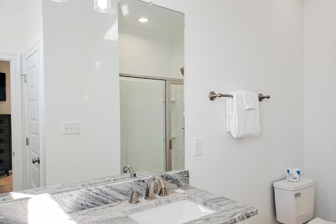 Photo of Bathroom in Dauphin Island