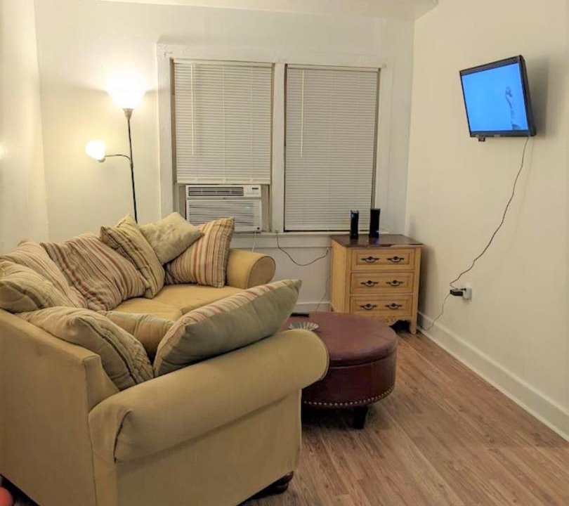Photo of Livingroom in Tuskegee