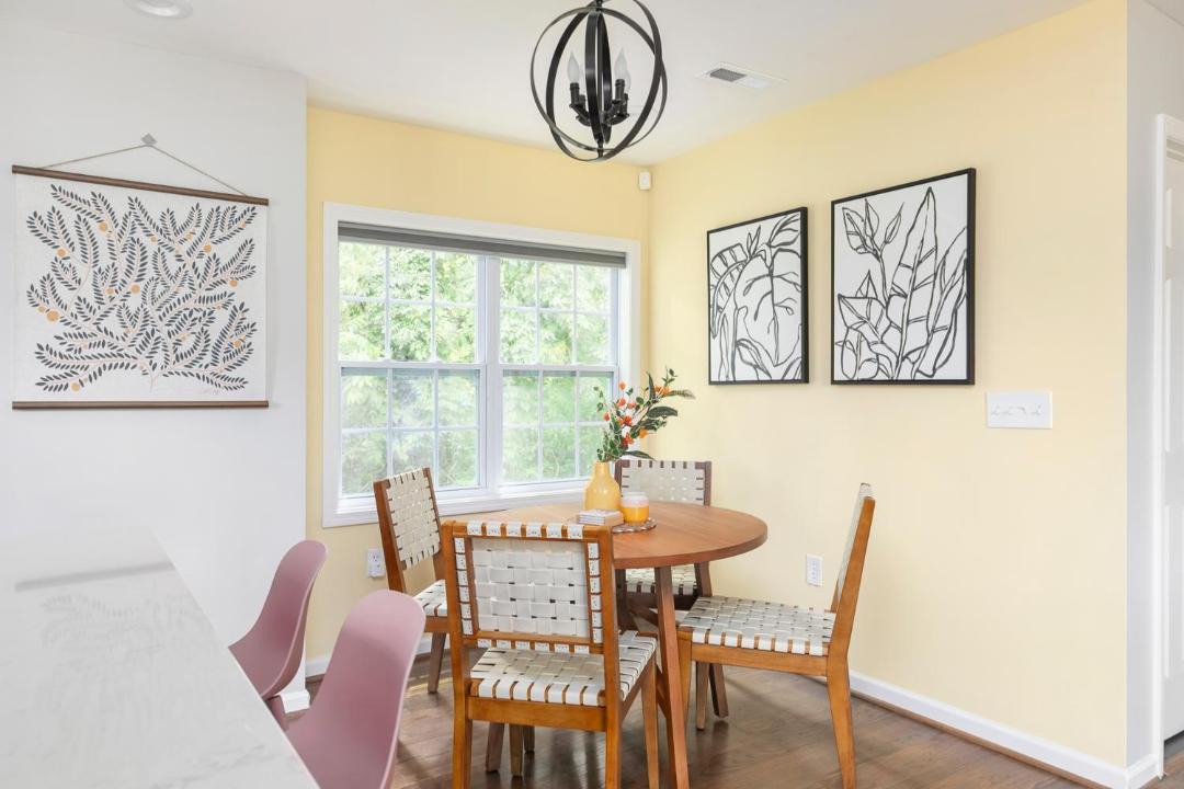 Photo of Livingroom in Crestline Heights