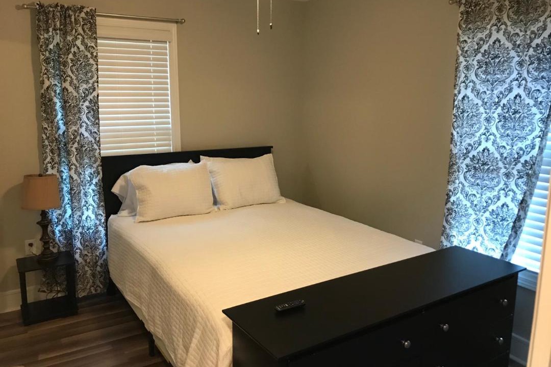 Photo of Bedroom in Normal