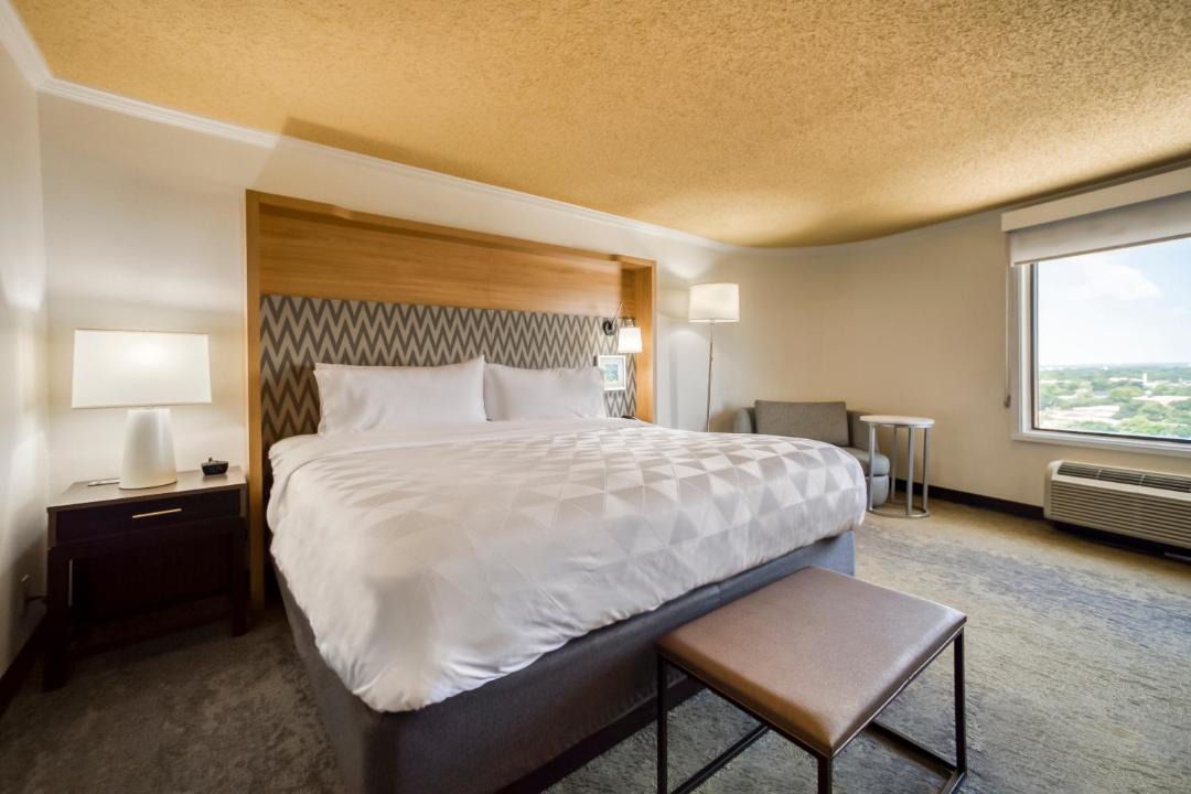 Photo of Bedroom in Central Business District