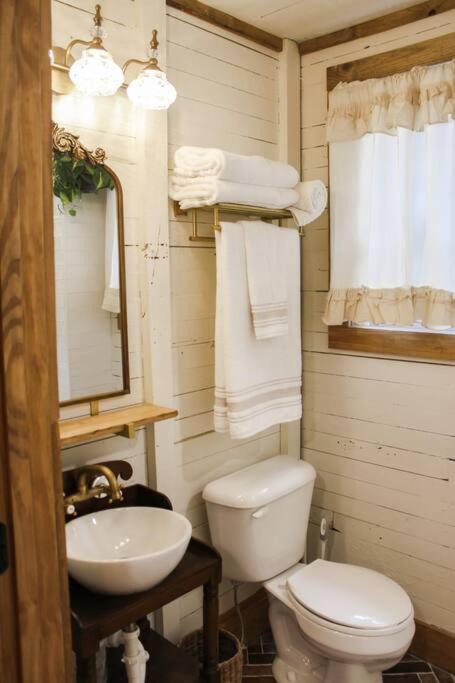 Photo of Bathroom in Opelika