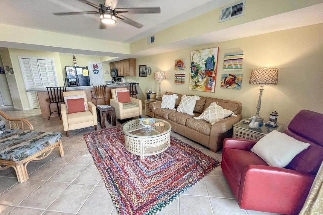 Photo of Livingroom in Dauphin Island