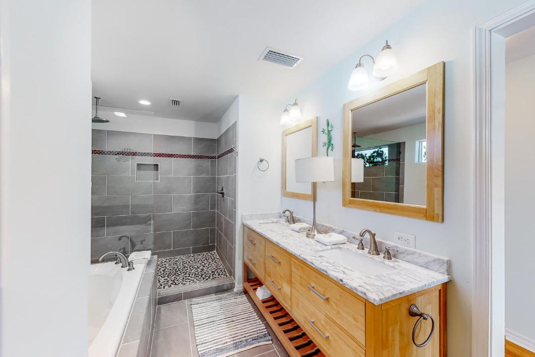 Photo of Bathroom in Silver Cay