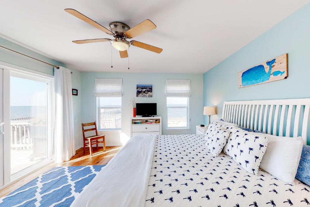 Photo of Bedroom in Silver Cay