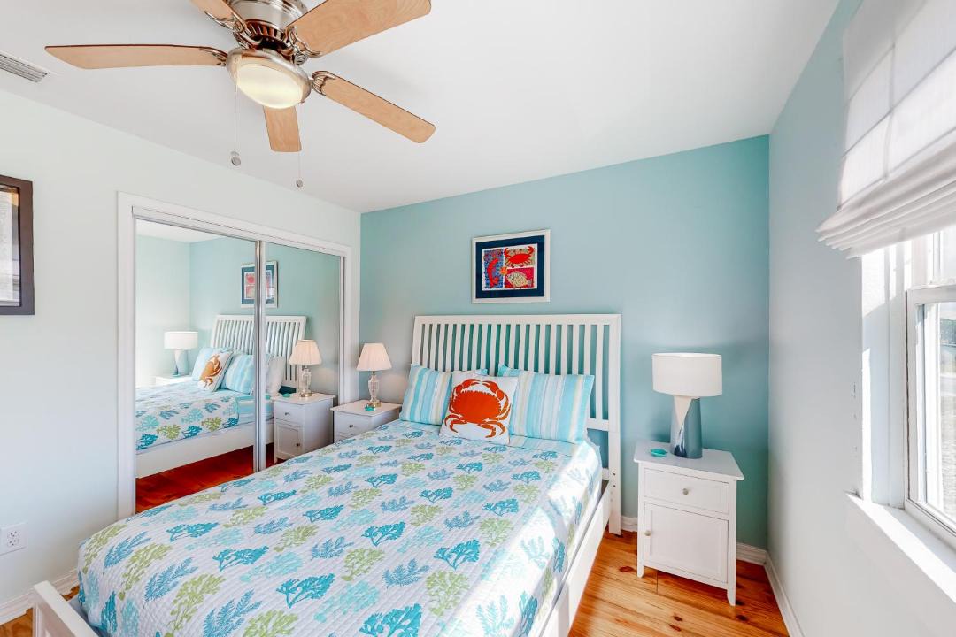 Photo of Bedroom in Silver Cay