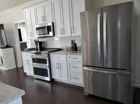 Photo of Kitchen in Surf Side Shores