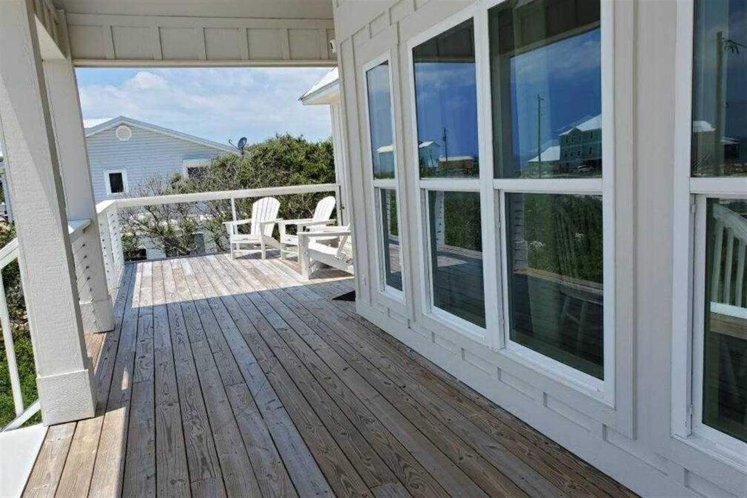 Photo of Patio Balcony in Surf Side Shores