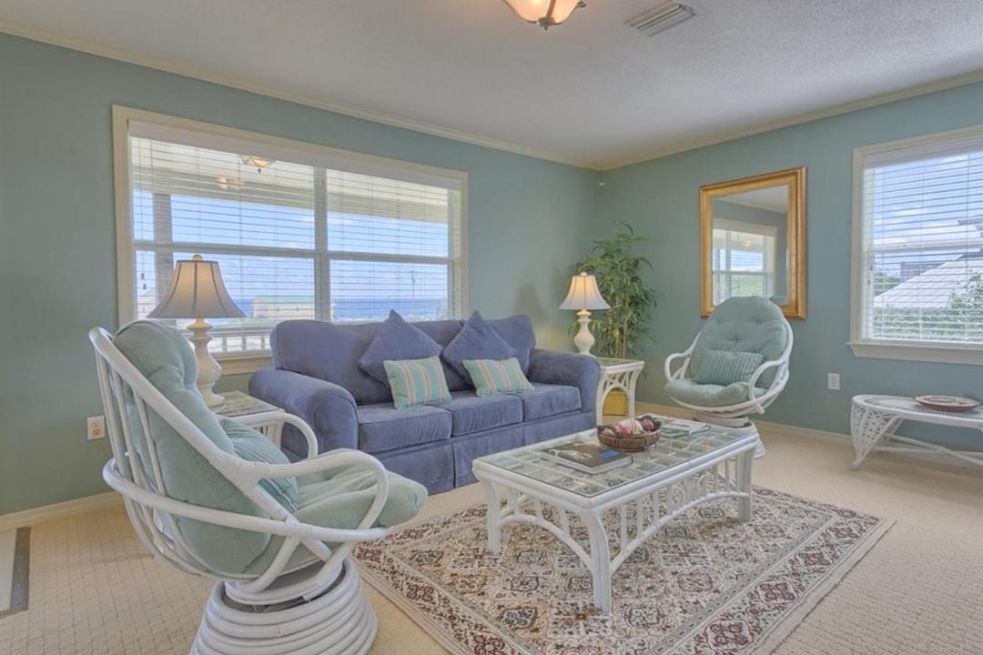 Photo of Livingroom in Surf Side Shores