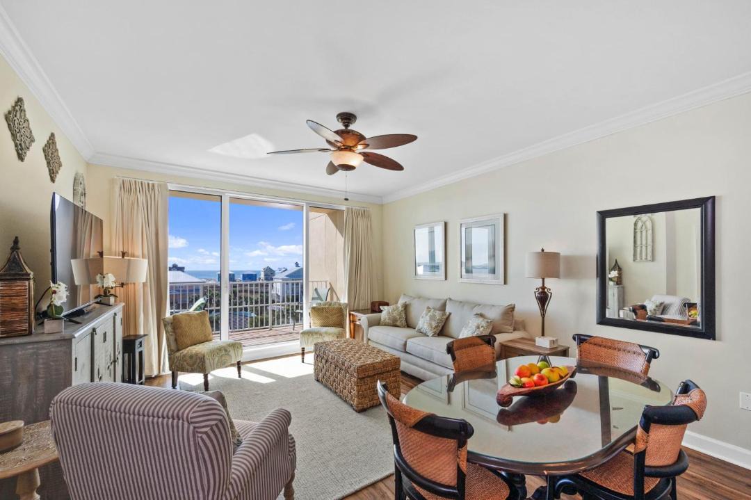 Photo of Livingroom in Fort Morgan