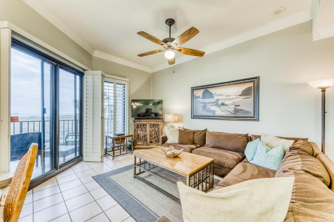 Photo of Livingroom in Orange Beach