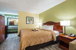 Photo of Bedroom in Irondale