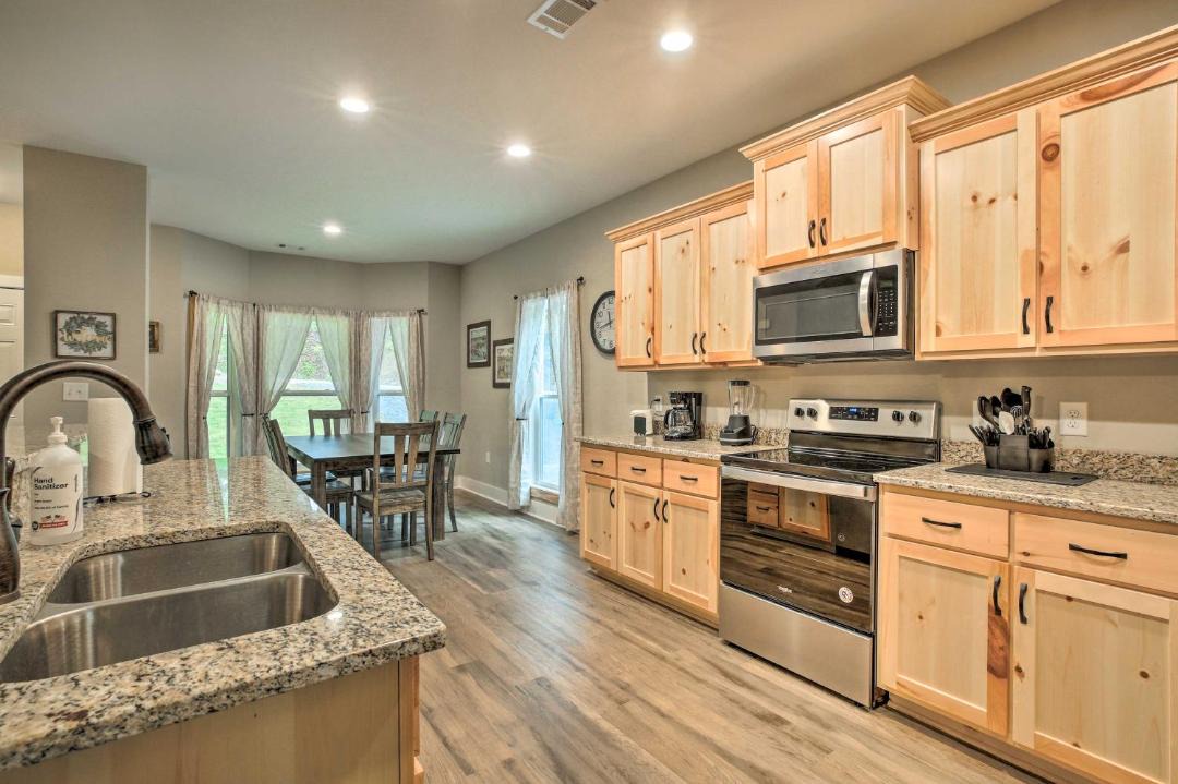 Photo of Kitchen in East Tallassee