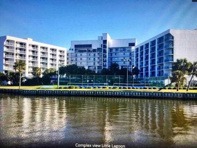 Photo of Buildings in Gulf Shores