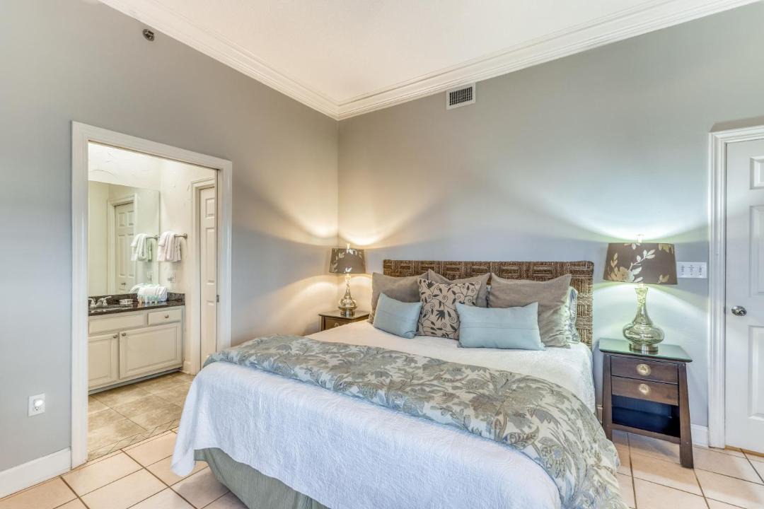 Photo of Bedroom in Orange Beach