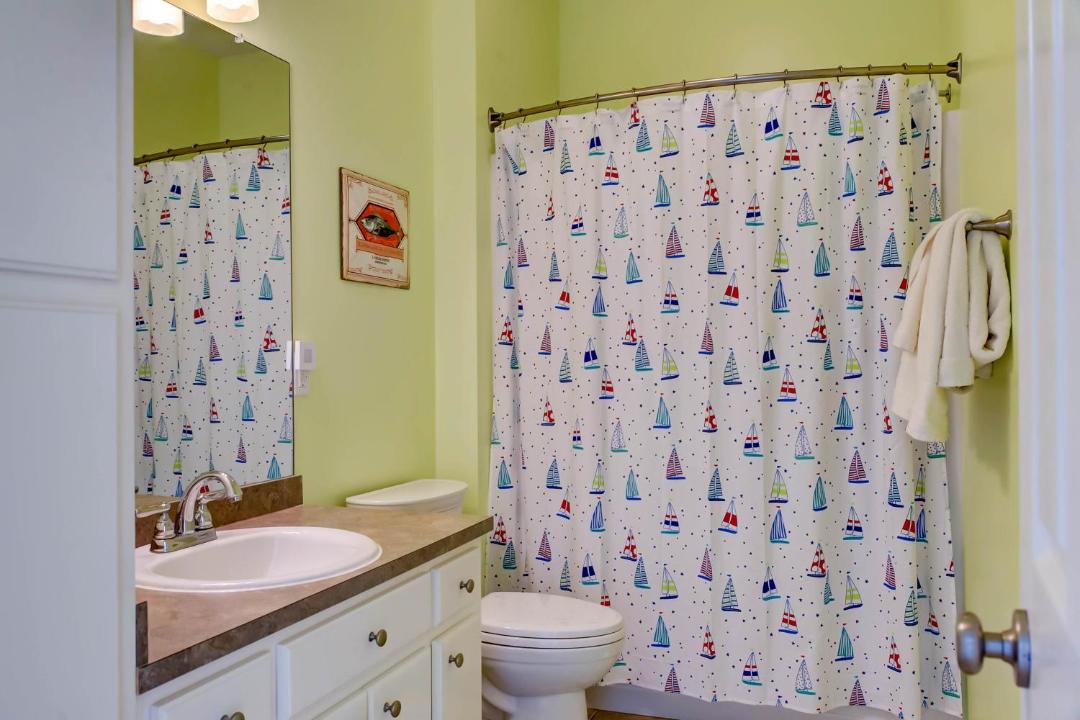 Photo of Bathroom in Dauphin Island