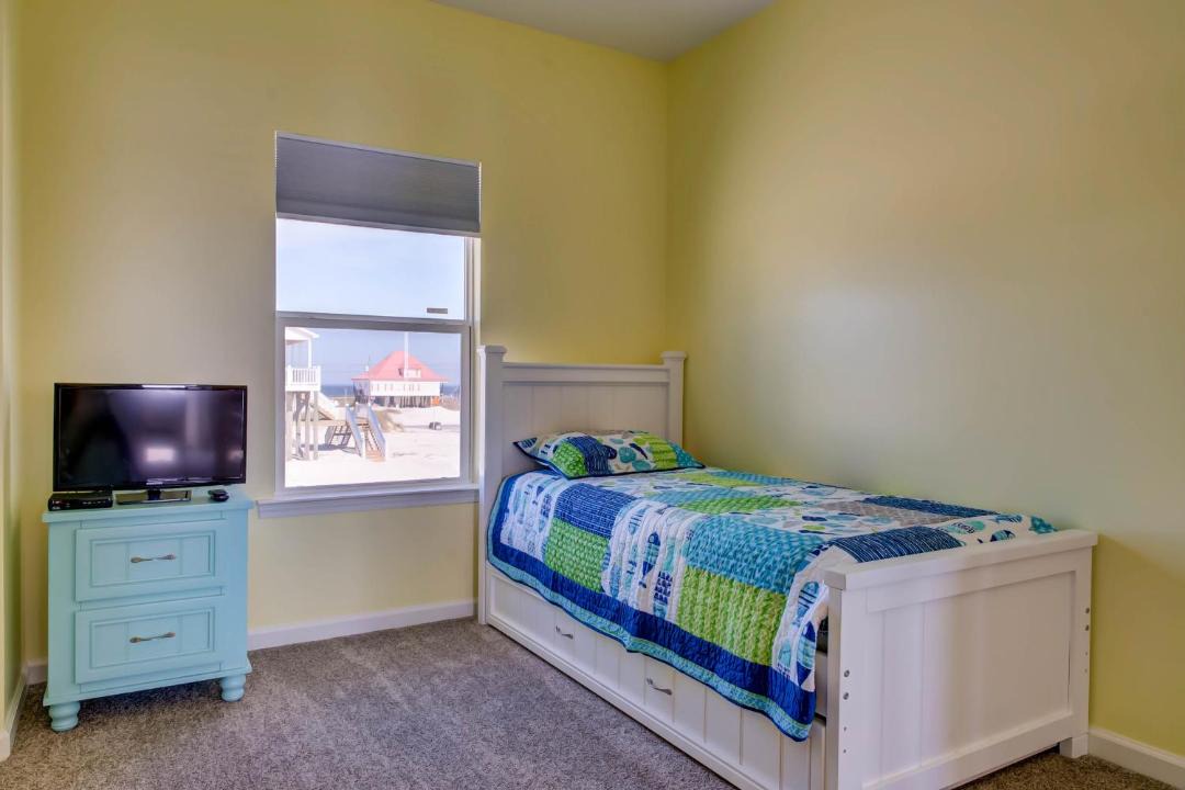 Photo of Bedroom in Dauphin Island