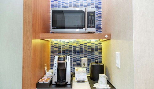 Deluxe Room, 2 Queen Beds, Non Smoking