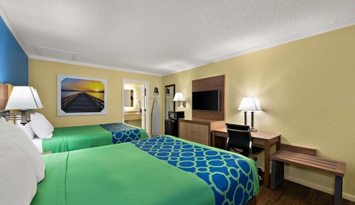 Standard Room, 2 Queen Beds, Non Smoking, Refrigerator & Microwave