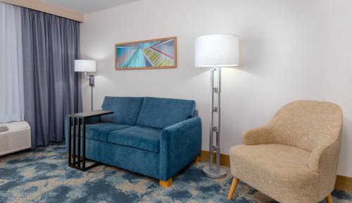 Queen Studio Suite with Two Queen Beds - Non-Smoking