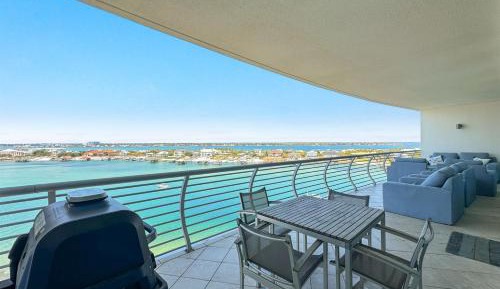 Three-Bedroom Apartment with Water View