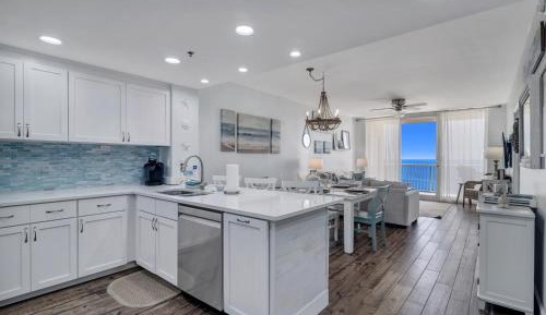 Three-Bedroom Apartment - Oceanfront